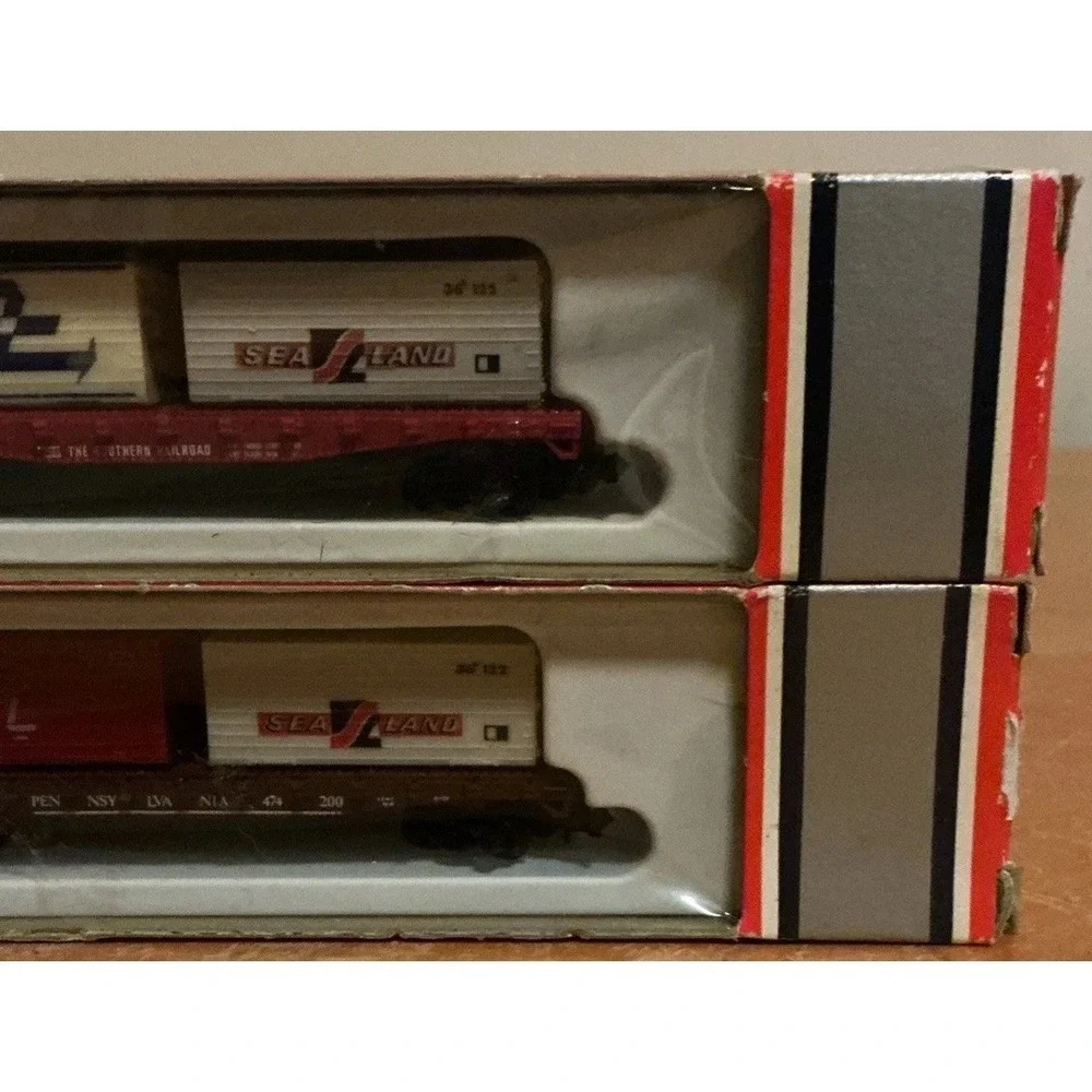 Model Power N Scale Lot Of 2‎ Flat Car With Containers, #1